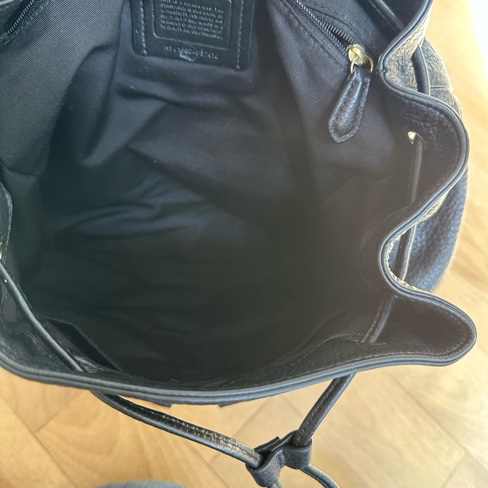 COACH F37410 BILLIE BACKPACK BLACK PEBBLED LEATHER GOLD TRIM - Picture 10 of 13